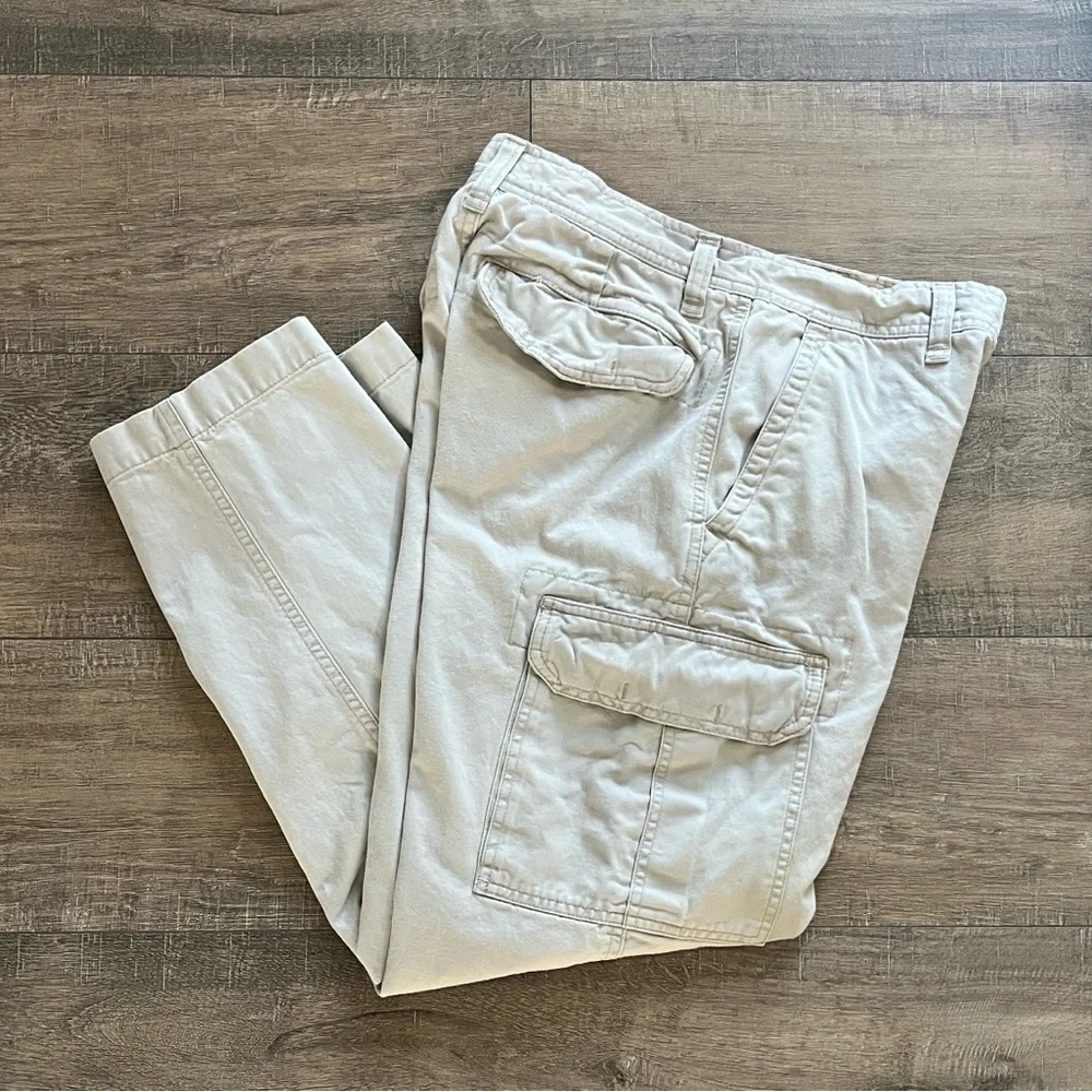 Old Navy Men's Beige Cargo Pants - Casual Utility Style Size 29x30 GUC